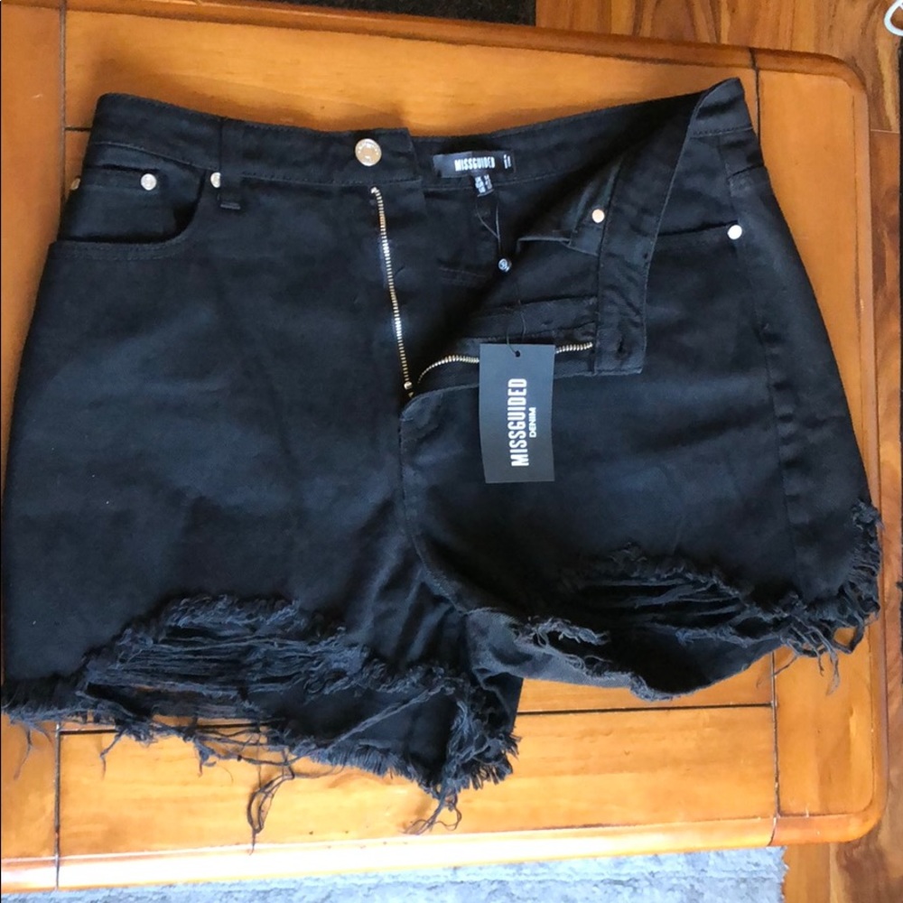 Missguided High Waist Shorts extreme rip hem